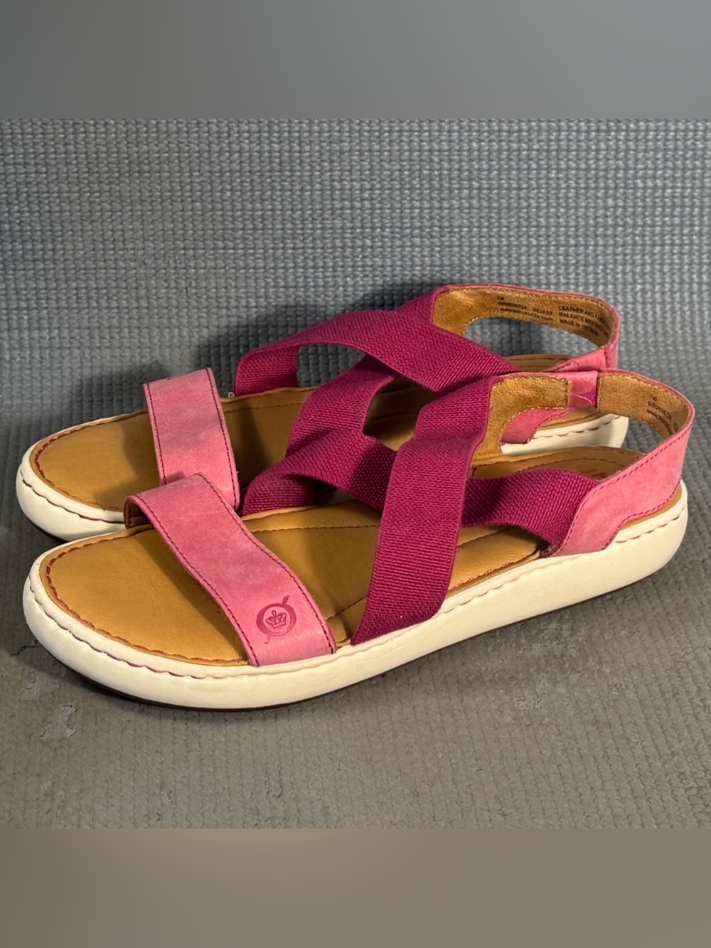 Born Women's Jayla Sandals Pink/Magenta Size 7